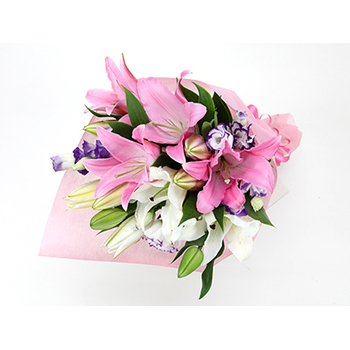 Flower Delivery Japan – Pink & White Lilies