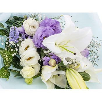 funeral-flower-japan-white-lilies-bouquet