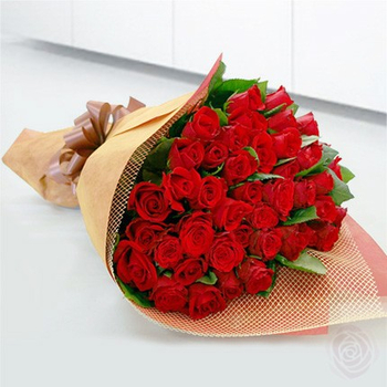 Japanese Florist Near Me – 50 Red Roses Bouquet