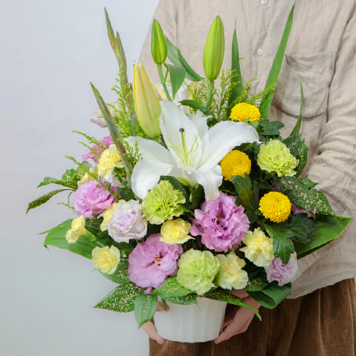 White Lilies, Ping Pong Mums & Carnations | Japan Flower Shop Delivery